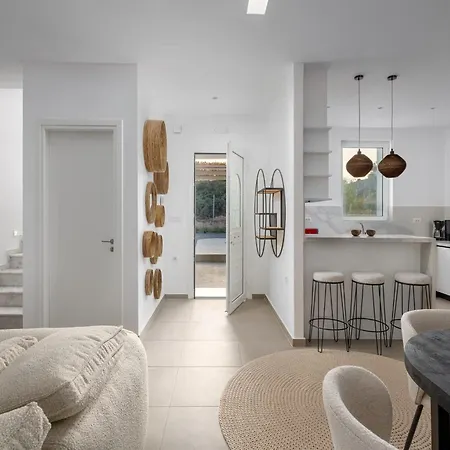 Private Escape In Rhodes For 8 Villa *