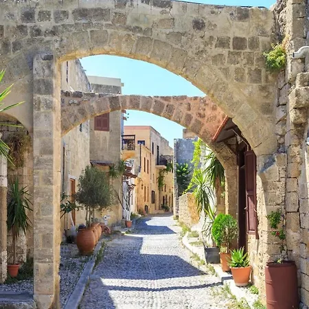 Private Escape In Rhodes For 8 Villa *